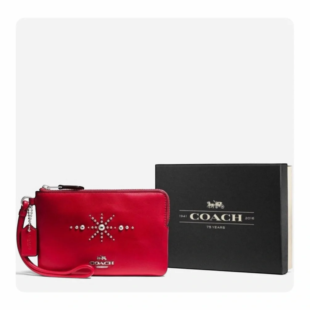 β
Coach RARE Western Rivets Wristlet - Red/Silver β
- Picture 16 of 16